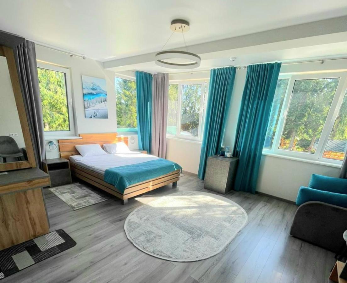 Hotel Monblan *